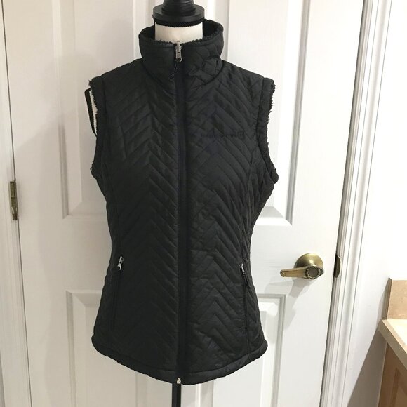 Free Country Jackets & Blazers - Free Country Blsck Vest with Fur Lining S